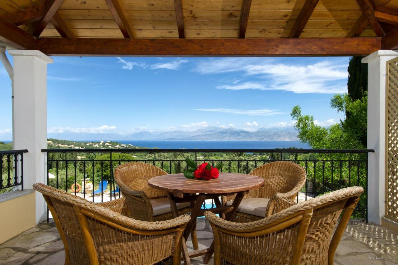 Villa Bacchus Kassiopi Corfu Exteriör bild