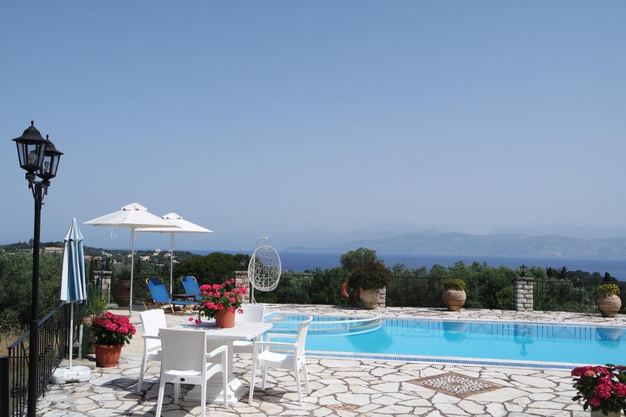 Villa Bacchus Kassiopi Corfu Exteriör bild