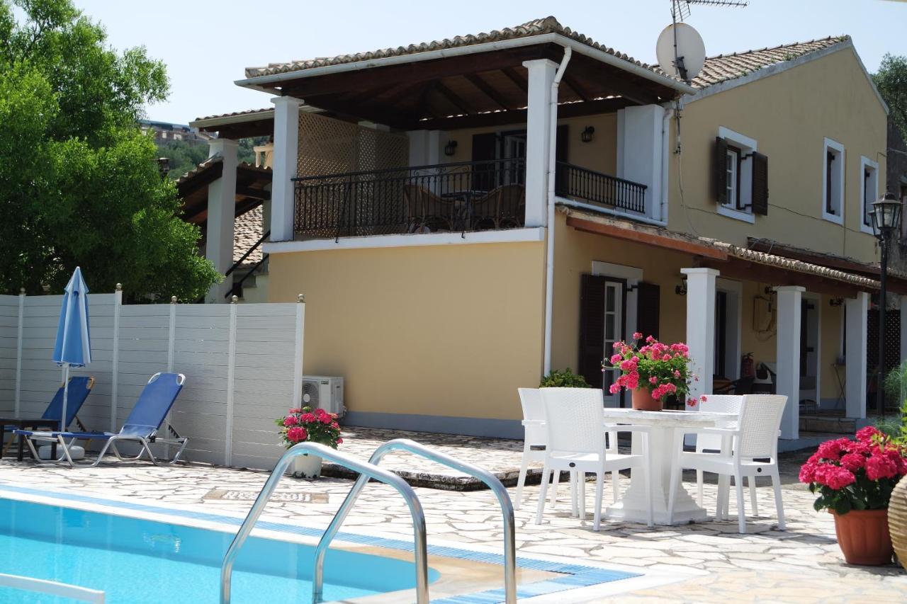 Villa Bacchus Kassiopi Corfu Exteriör bild