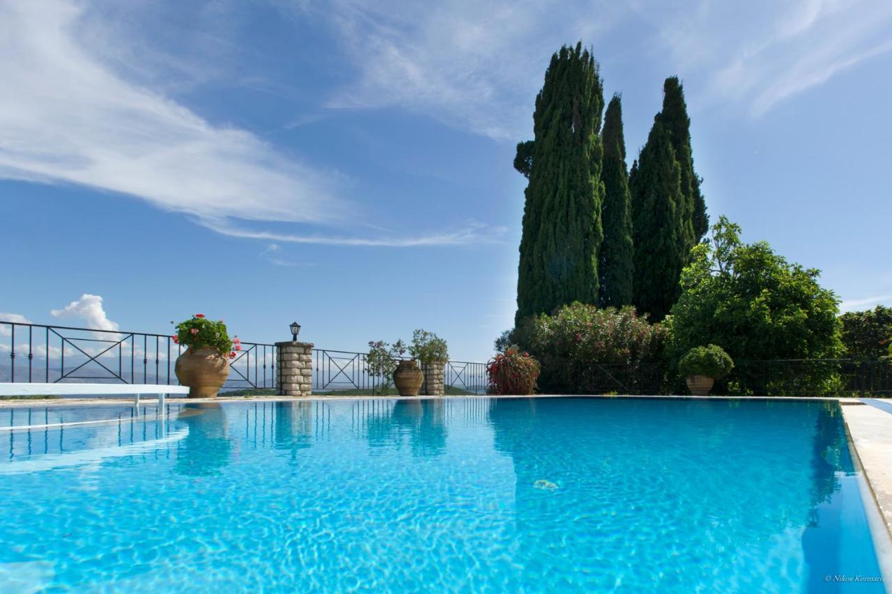 Villa Bacchus Kassiopi Corfu Exteriör bild