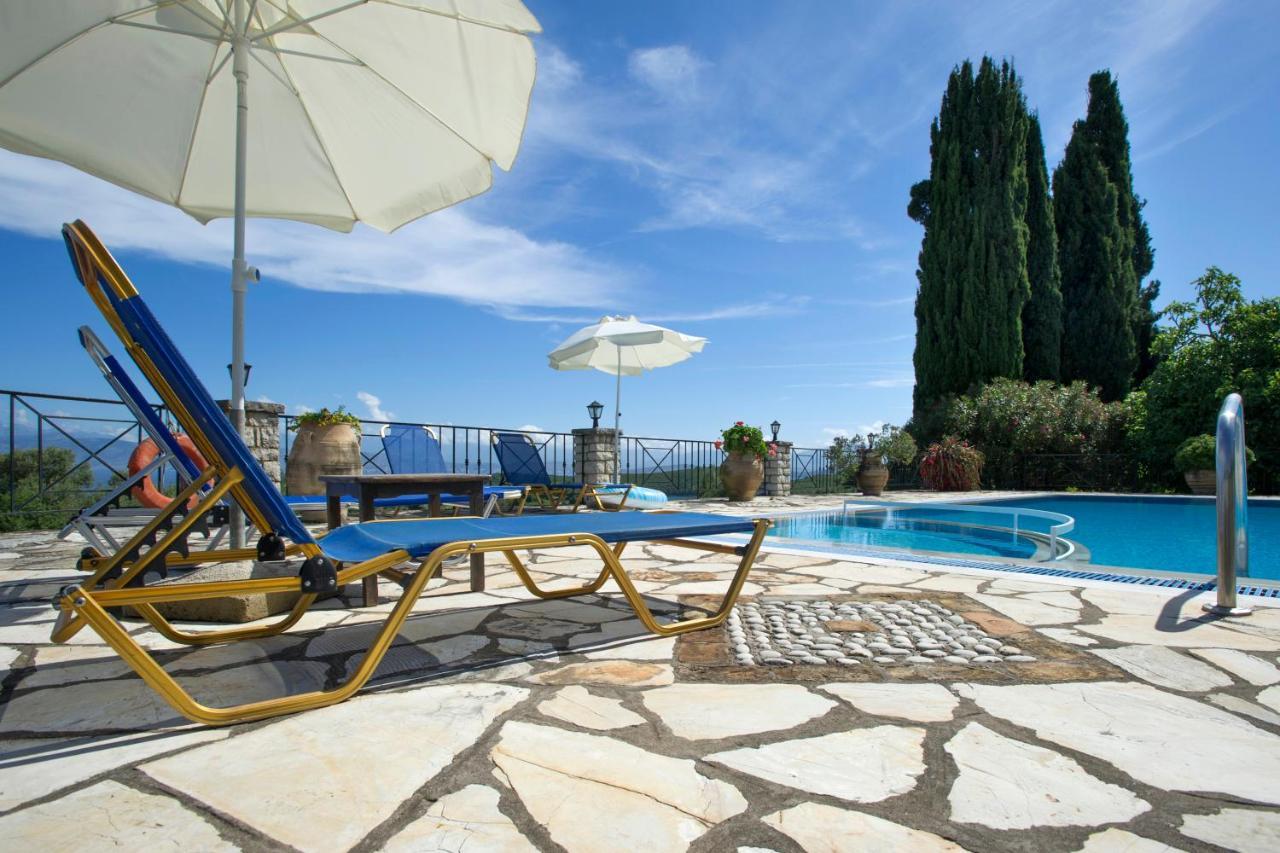 Villa Bacchus Kassiopi Corfu Exteriör bild
